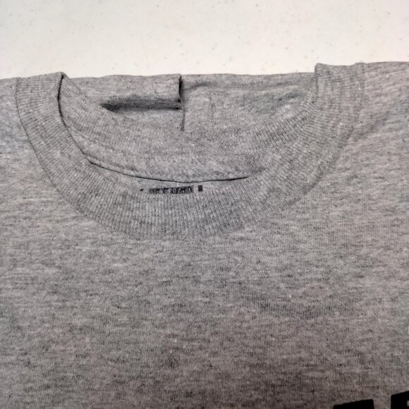 Hailie Deegan Shirt Men Medium Gray HD4 Graphic Race Car Driver Racing NASCAR - Picture 9 of 9